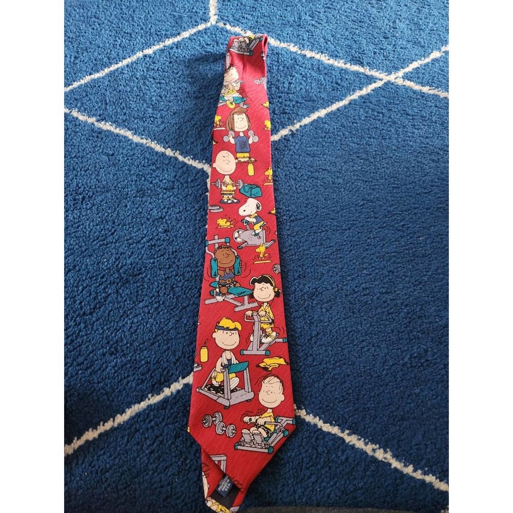 Vtg Charlie Brown And The Gang Workout Tie